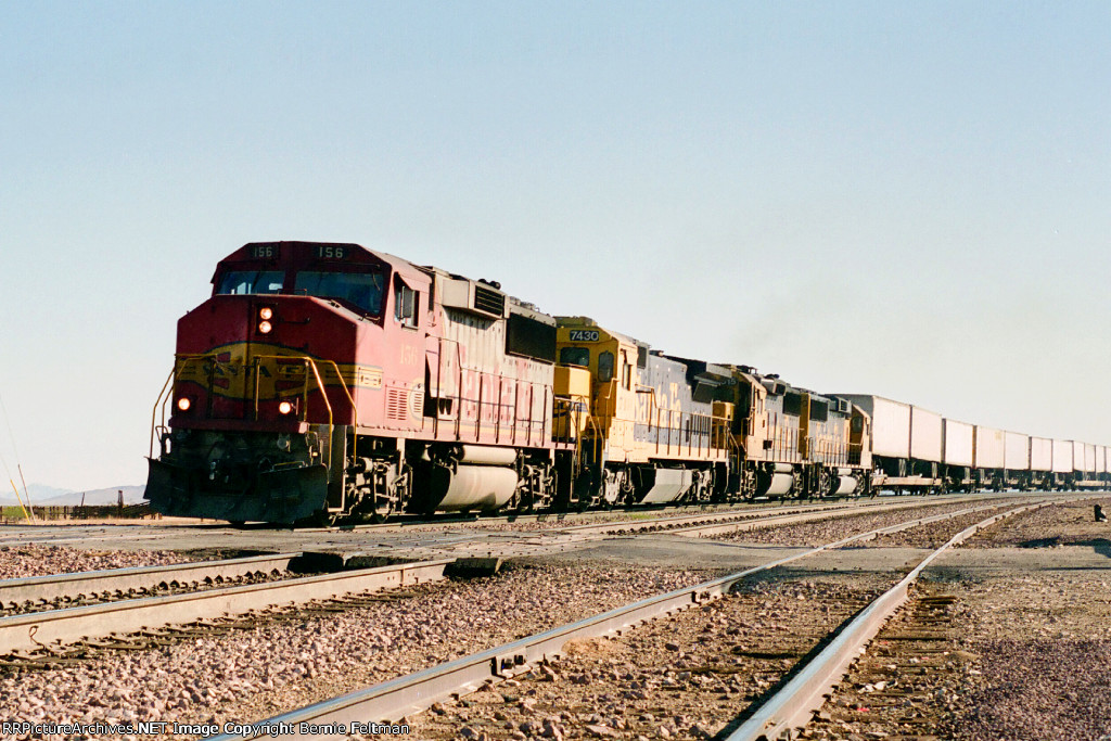 Santa Fe GP60M #156 leading a piggyback westbound